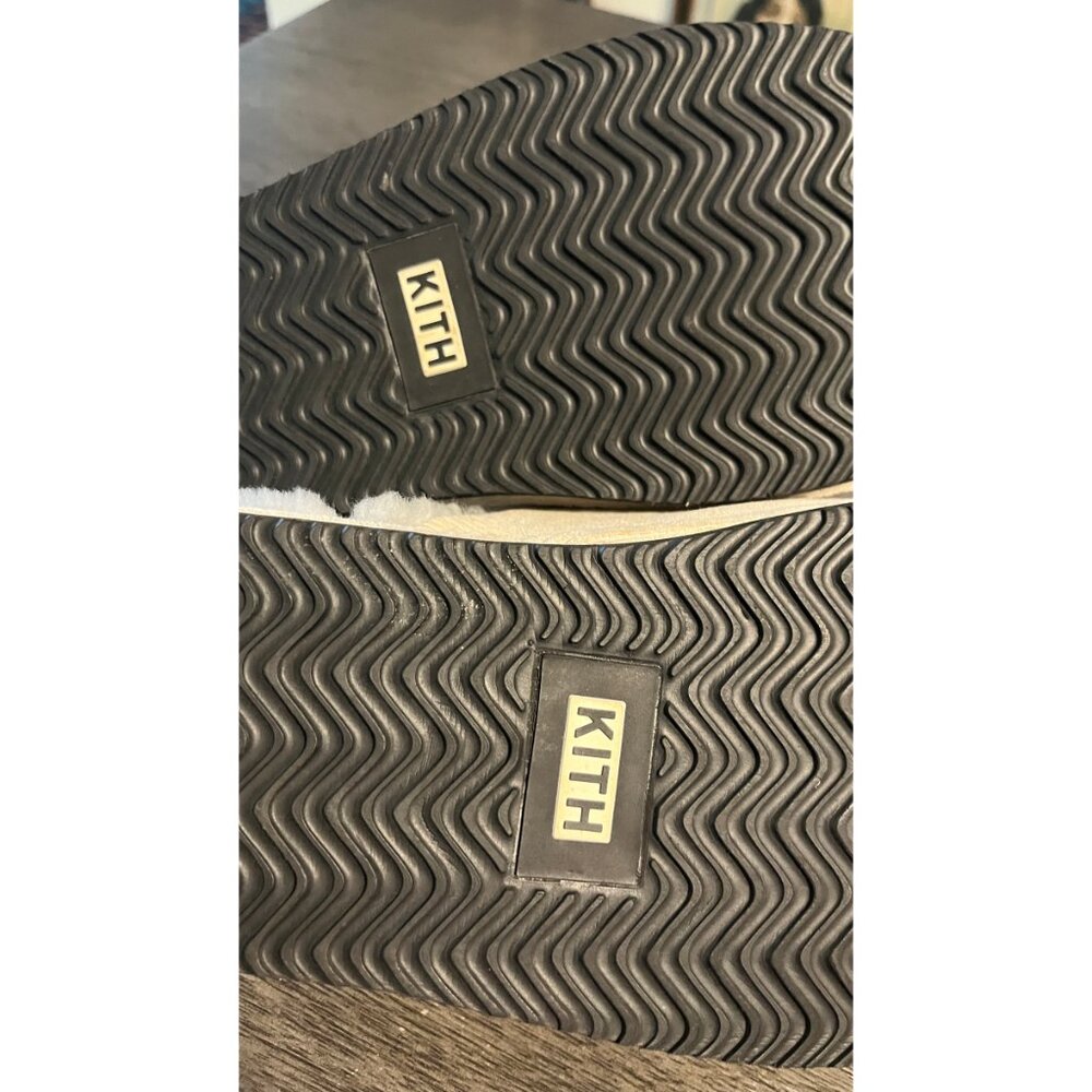 KITH X RUSSELL ATHLETIC CORDUROY SHERPA SLIPPER SLIDES - Picture 6 of 7